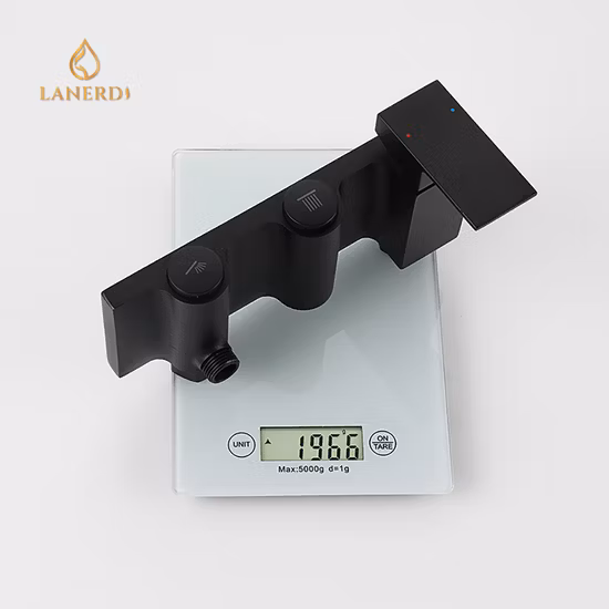 위생 도자기 수도꼭지 공장 따뜻한 것과 차가운 물 믹서 벽 마운트 황동 수도꼭지 비 욕실 샤워 꼭지 Upc 샤워 꼭지 세트 블랙 샤워 꼭지